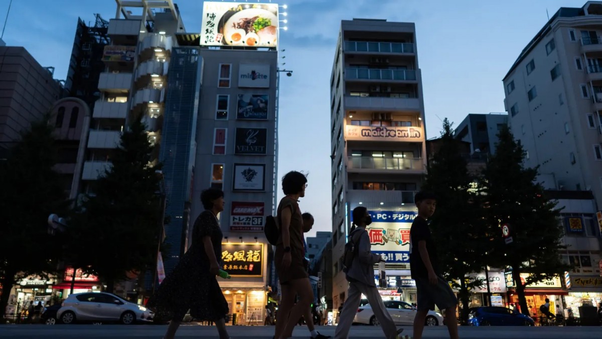 Thị trường châu Á mở cửa tích cực trong phiên lễ thưa thớt, giá bạc lập đỉnh lịch sử mới