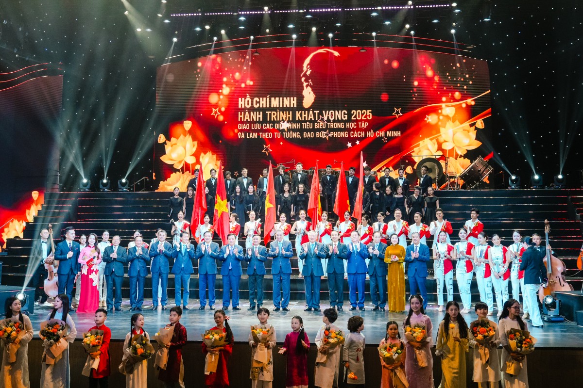 Tổng Bí thư Tô Lâm dự chương trình 'Hồ Chí Minh - Hành trình khát vọng 2025'
