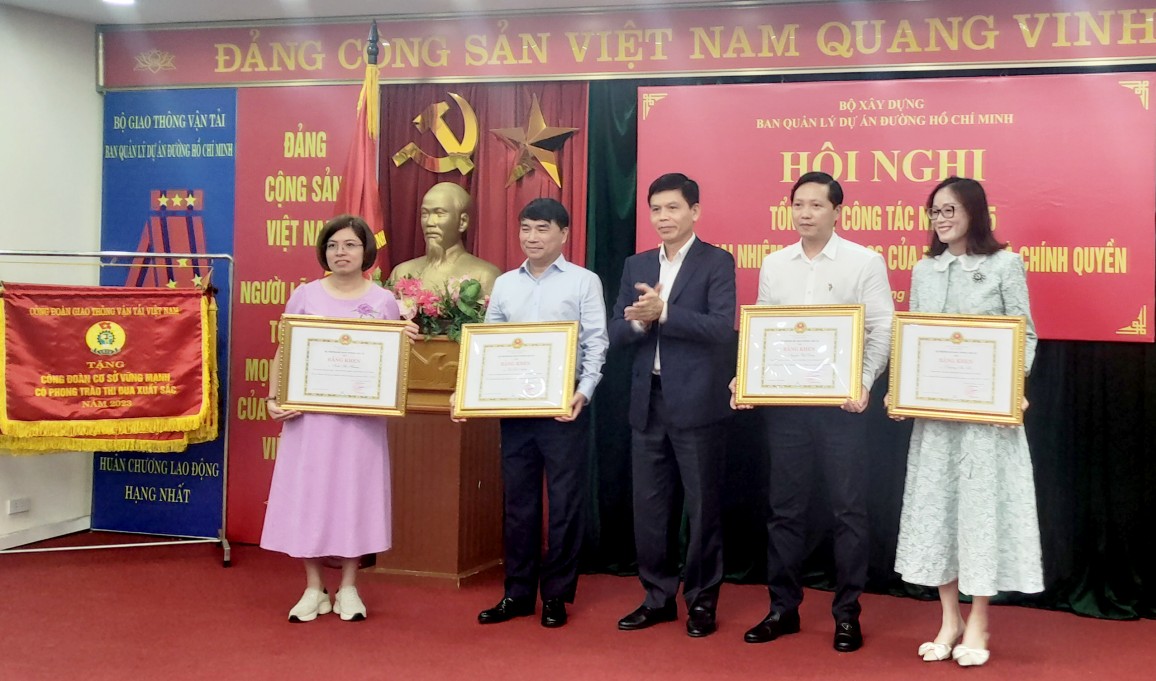 Ban Quản lý dự án đường Hồ Chí Minh với những nỗ lực phát triển hạ tầng giao thông quốc gia