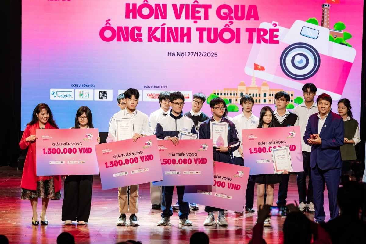 Chung kết cuộc thi nhiếp ảnh Hồn Việt qua ống kính tuổi trẻ 2025