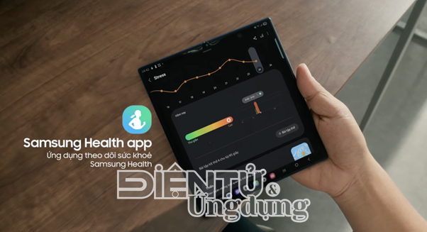 ThS.BS Đỗ Doãn Bách - nhân vật chính trong tập 7 Voices of Galaxy.