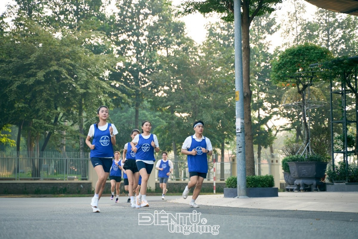 ThS.BS Đỗ Doãn Bách - nhân vật chính trong tập 7 Voices of Galaxy.