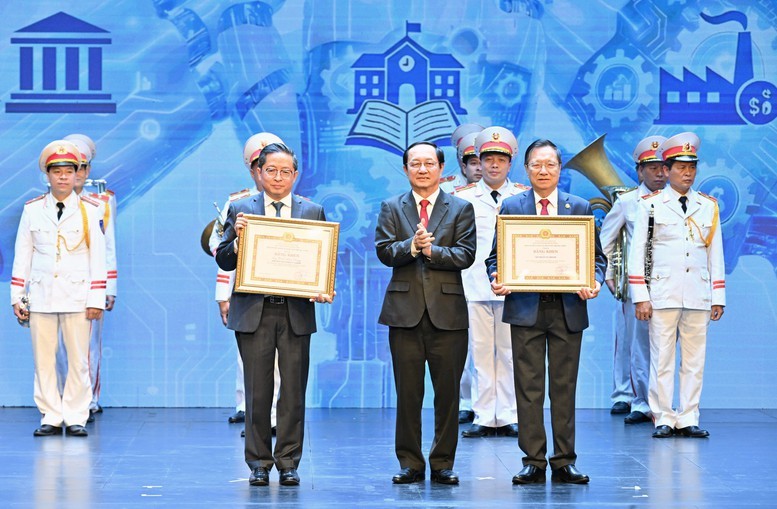 Áp dụng mô hình liên kết 3 nhà, CT Group công bố 2 dự án trọng điểm công nghệ cao Áp dụng mô hình liên kết 3 nhà, CT Group công bố 2 dự án trọng điểm công nghệ cao