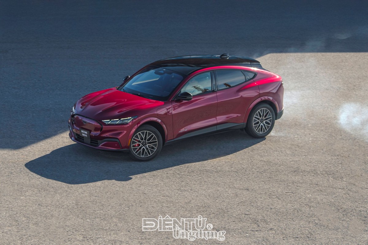 Tháng 1 này, Ford Việt Nam ưu đãi gì?