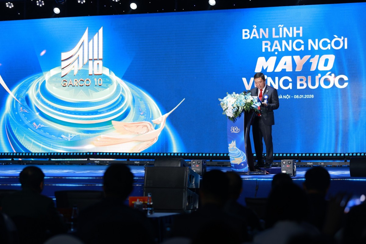 Tổng Công ty May 10 đón nhận Huân chương Lao động hạng Nhất