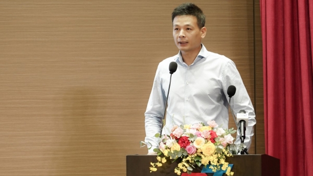 FPT sẵn sàng đồng hành cùng TP.HCM đưa kinh tế tầm thấp cất cánh