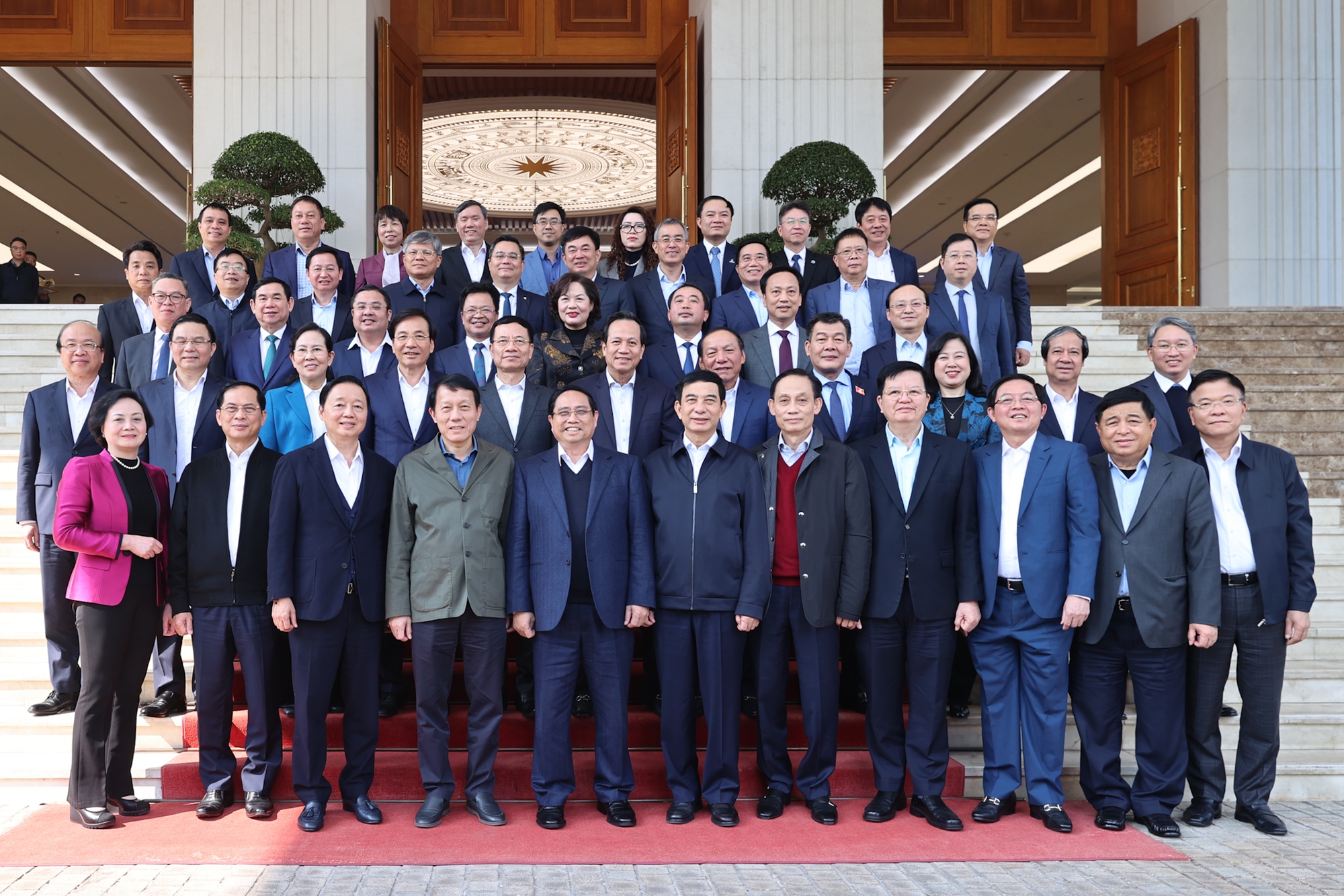 Tiếp tục sắp xếp, tinh gọn tổ chức bộ máy, đẩy mạnh thực hiện 3 đột phá chiến lược- Ảnh 10. Tiếp tục sắp xếp, tinh gọn tổ chức bộ máy, đẩy mạnh thực hiện 3 đột phá chiến lược- Ảnh 10.