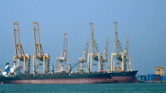 Eo biển Hormuz và nguy cơ phản ứng dây chuyền trên thị trường năng lượng toàn cầu