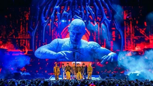 Stray Kids bắt tay Universal Pictures, đưa tour diễn doanh thu cao nhất K-pop 2025 lên màn ảnh rộng