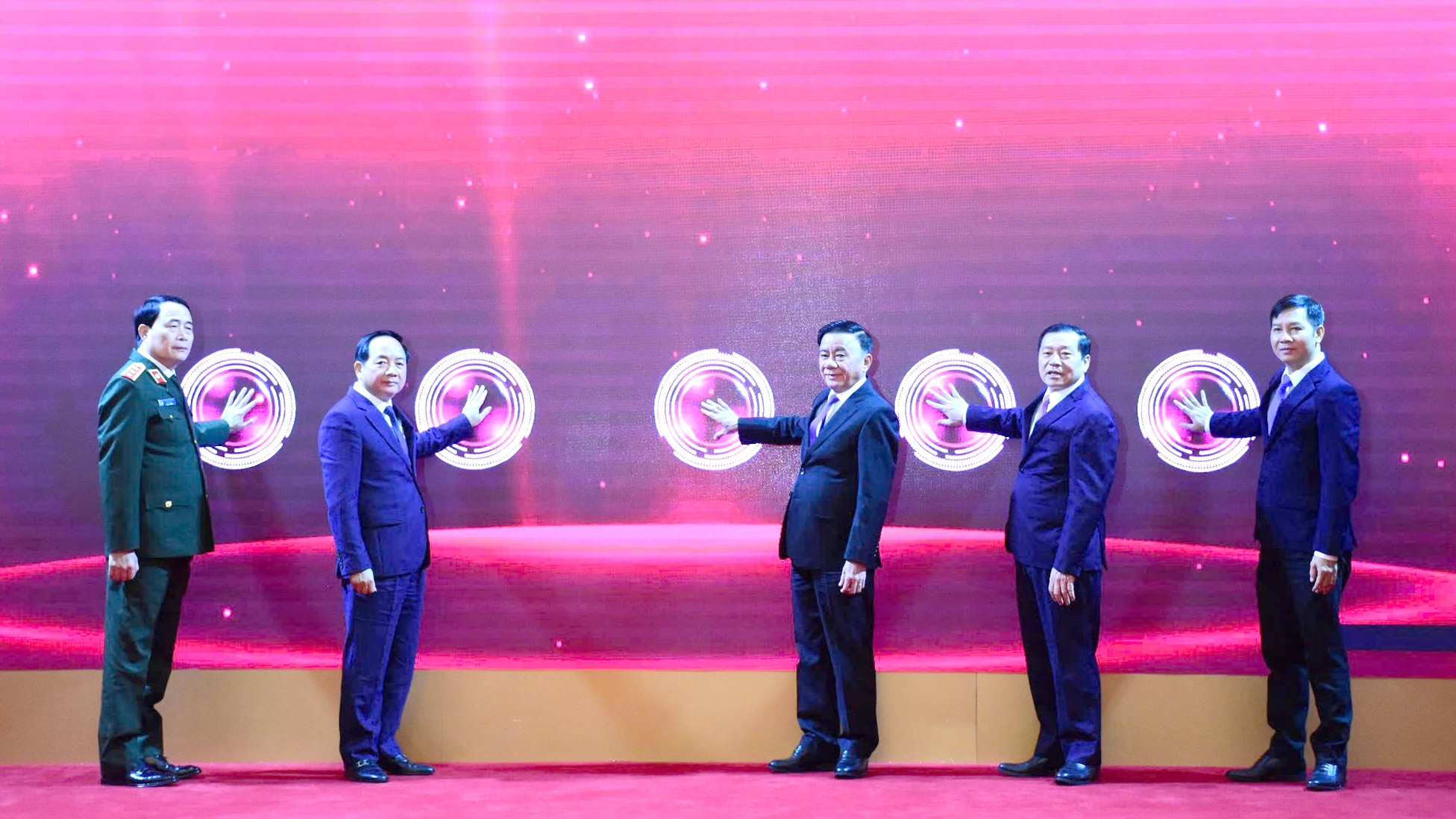 Ứng dụng di động ngành Tuyên giáo và Dân vận chính thức hoạt động