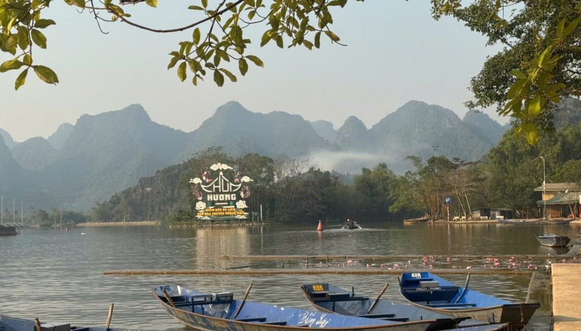 Ứng dụng công nghệ số, AI trong tổ chức Lễ hội Chùa Hương 2026