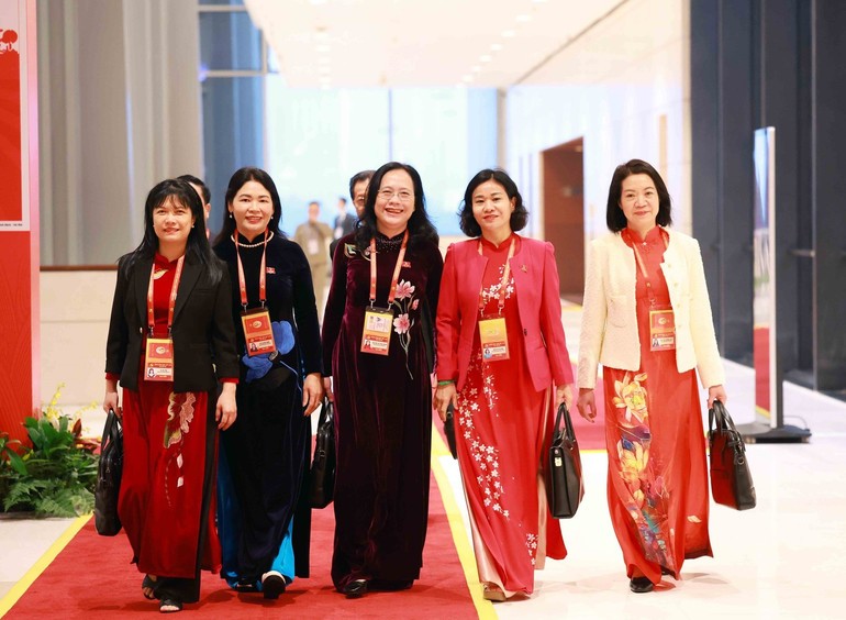 Đại hội XIV của Đảng bắt đầu ngày làm việc đầu tiên