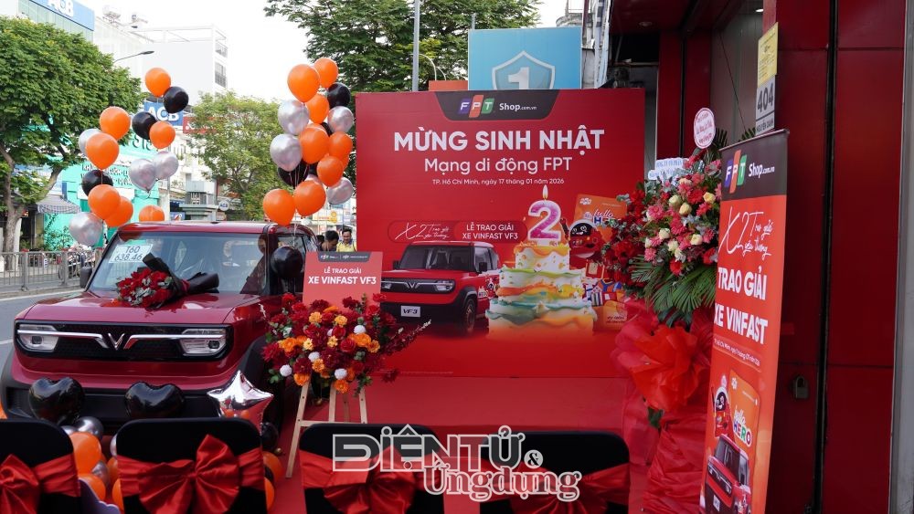 Tri ân khách hàng, mạng di động FPT trao thưởng lớn