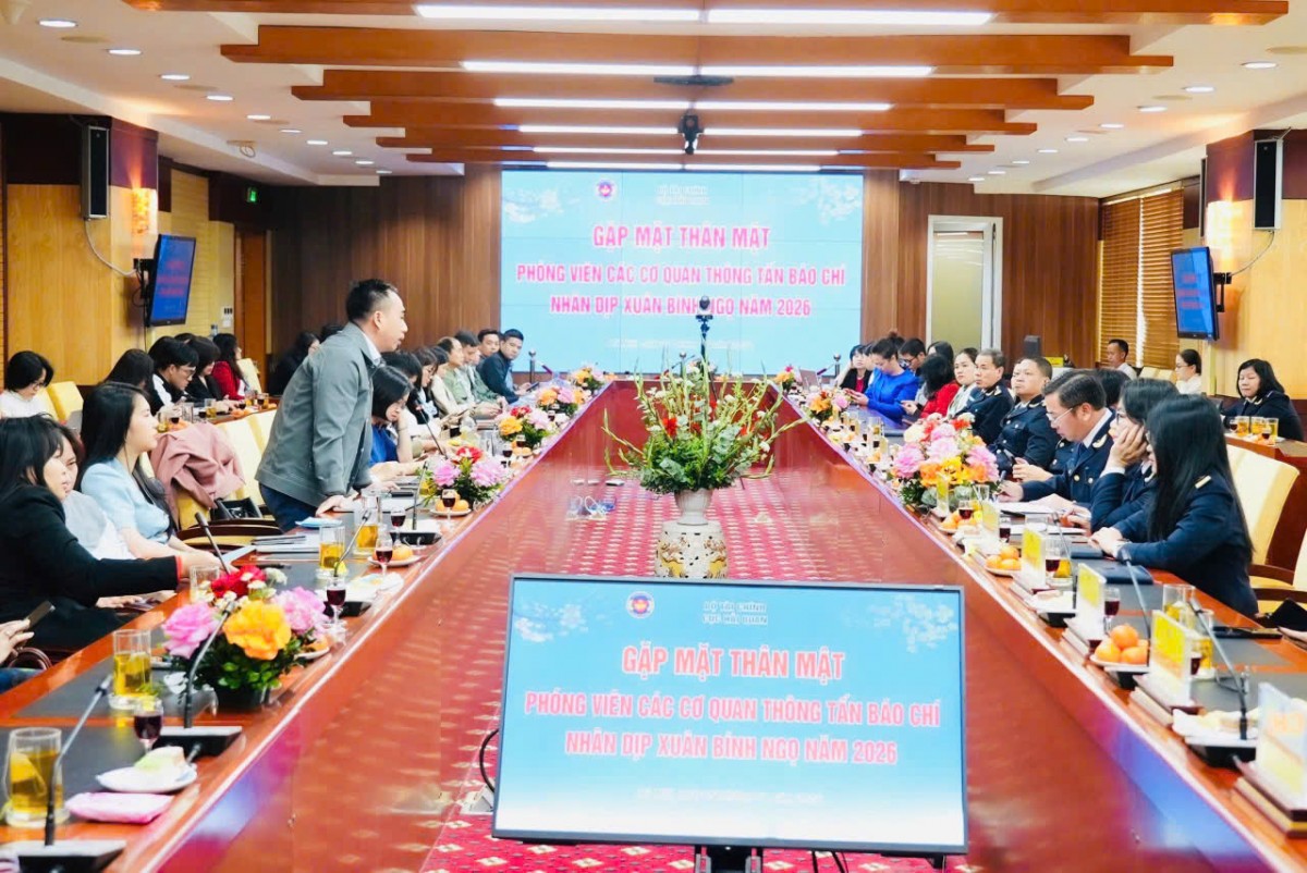 Báo chí và truyền thông số tạo đồng thuận xã hội trong công tác của ngành Hải quan Báo chí và truyền thông số tạo đồng thuận xã hội trong công tác của ngành Hải quan