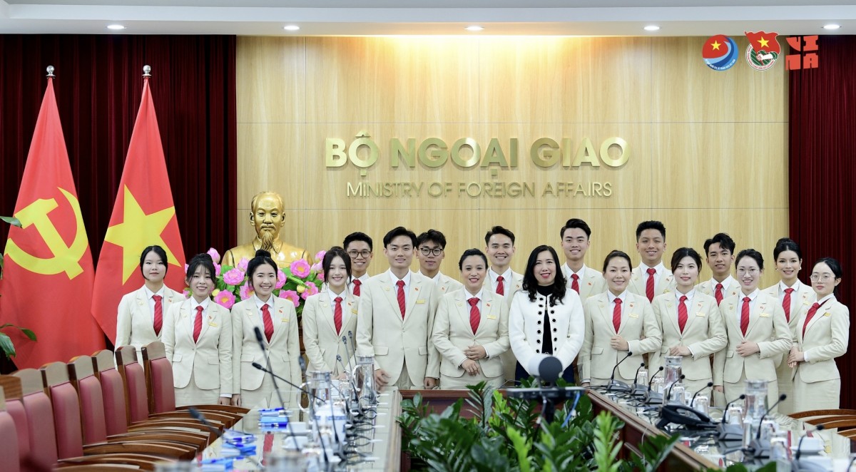 Học bổng BUV 2026 và chiến lược phát triển nhân lực trong hệ chuẩn chất lượng ba cấp độ Học bổng BUV 2026 và chiến lược phát triển nhân lực trong hệ chuẩn chất lượng ba cấp độ