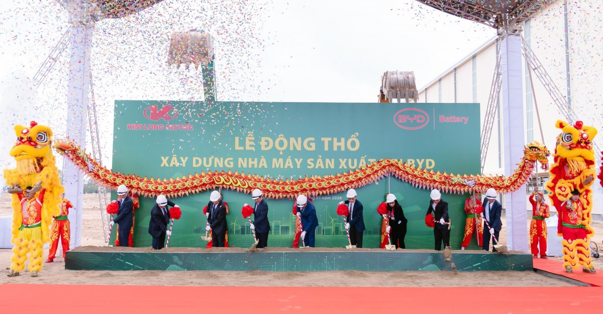Nhà máy pin BYD 130 triệu USD chính thức khởi công tại Huế Nhà máy pin BYD 130 triệu USD chính thức khởi công tại Huế