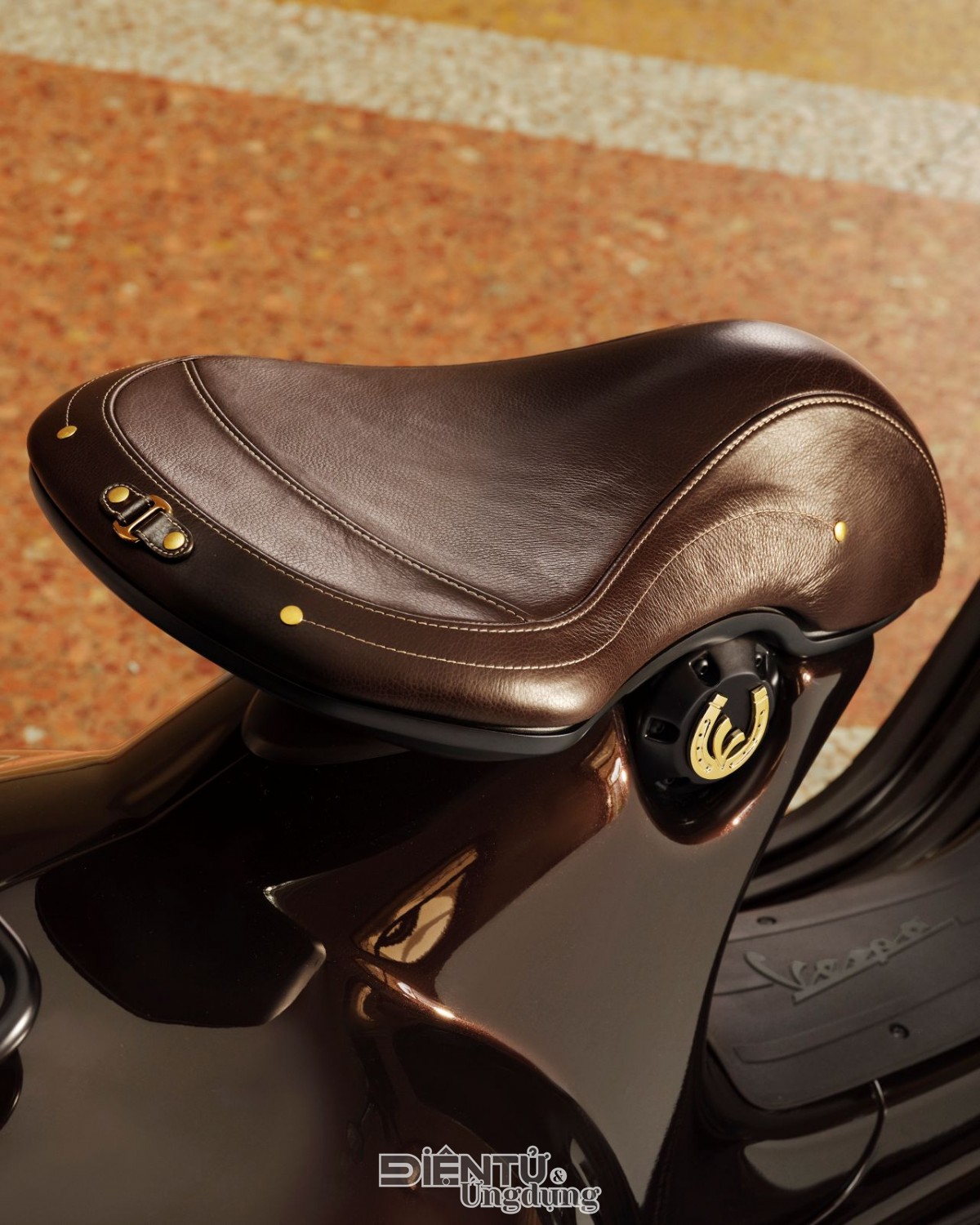 Vespa ra mắt phiên bản giới hạn Vespa 946 Horse