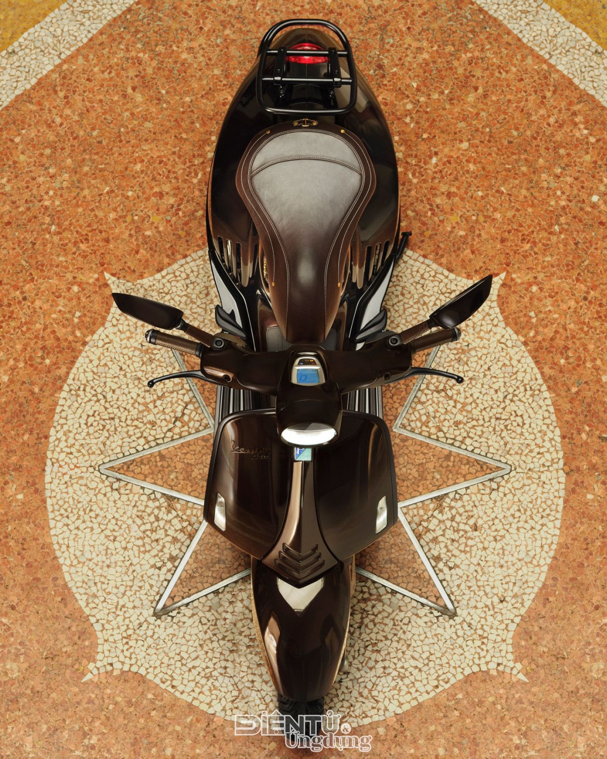 Vespa ra mắt phiên bản giới hạn Vespa 946 Horse