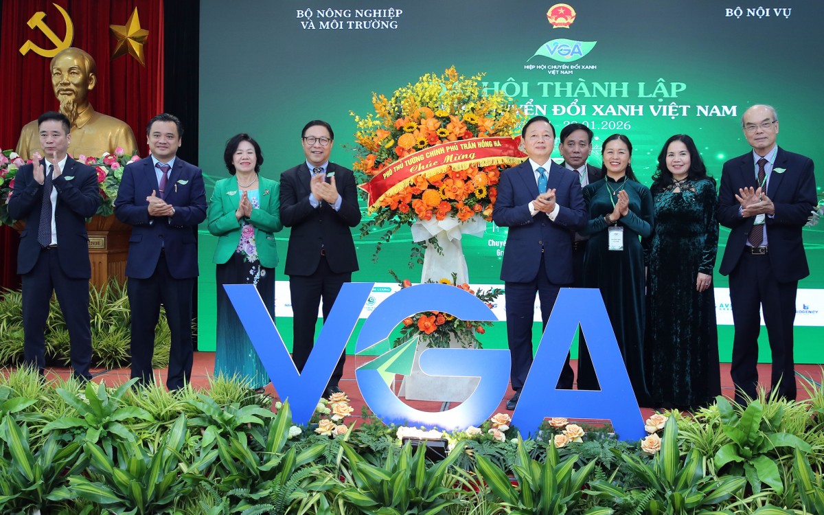 Chuyển đổi số - 'tấm hộ chiếu xanh' giúp doanh nghiệp Việt tham gia sâu chuỗi giá trị toàn cầu Chuyển đổi số - 'tấm hộ chiếu xanh' giúp doanh nghiệp Việt tham gia sâu chuỗi giá trị toàn cầu