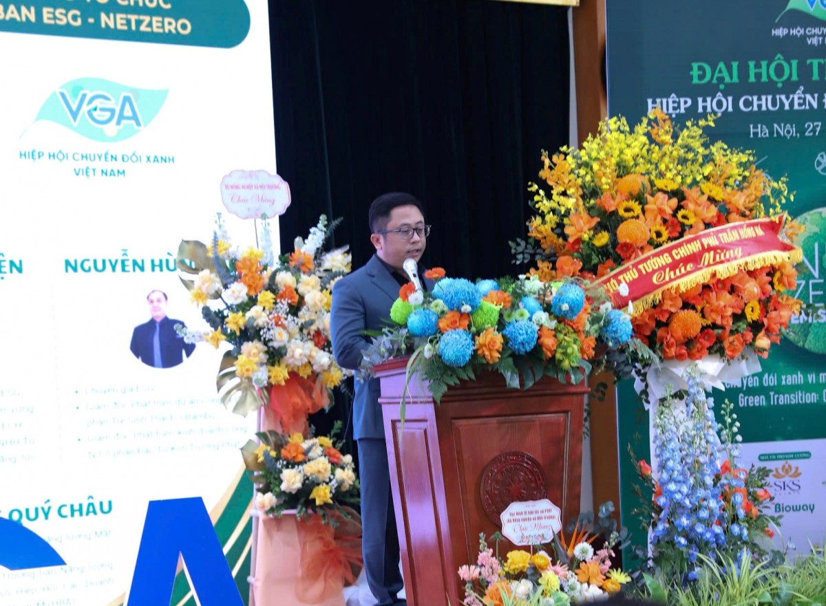 Chuyển đổi số - 'tấm hộ chiếu xanh' giúp doanh nghiệp Việt tham gia sâu chuỗi giá trị toàn cầu Chuyển đổi số - 'tấm hộ chiếu xanh' giúp doanh nghiệp Việt tham gia sâu chuỗi giá trị toàn cầu