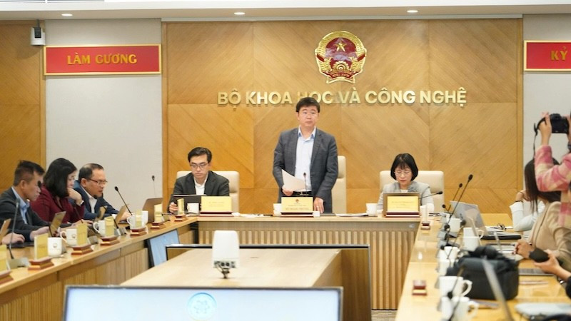 Bộ Khoa học và Công nghệ (KH&CN) tổ chức họp báo thường kỳ tháng 1/2026 dưới sự chủ trì của Thứ trưởng Bùi Hoàng Phương.