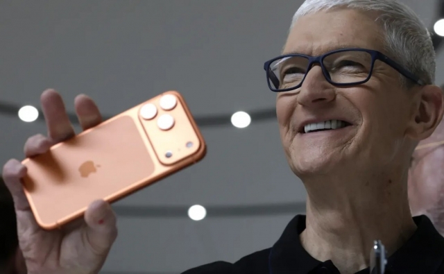 Apple thiếu chip khi nhu cầu iPhone tăng vọt, áp lực từ giá bộ nhớ leo thang