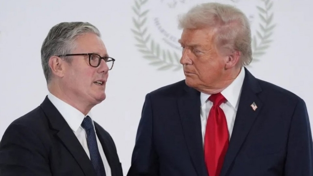 Tổng thống Donald Trump: London đối mặt hậu quả nếu xích lại gần Bắc Kinh