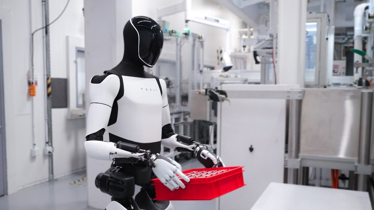 Robot nhân hình Optimus do Tesla sản xuất Robot nhân hình Optimus do Tesla sản xuất