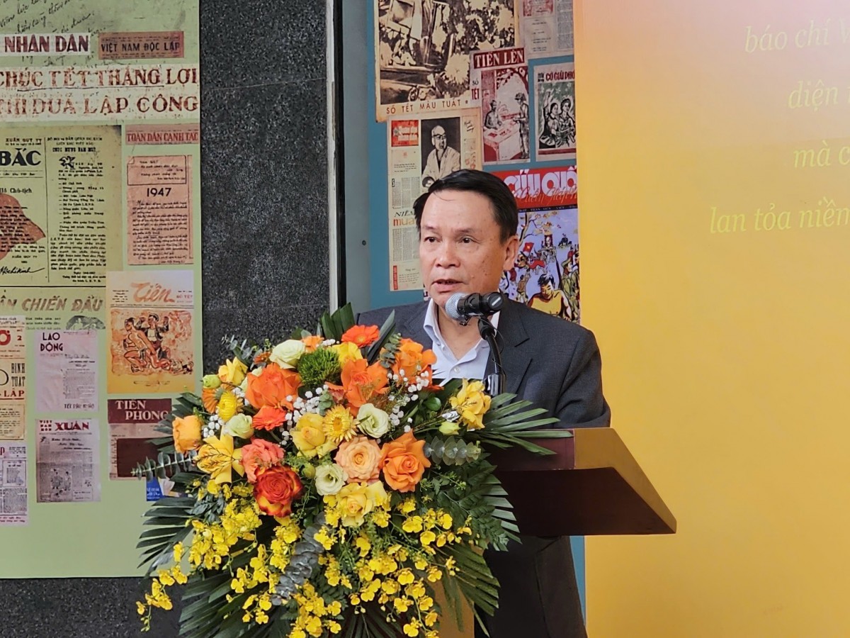 Hà Nội trưng bày hàng trăm bìa báo Xuân chào mừng Đại hội XIV của Đảng