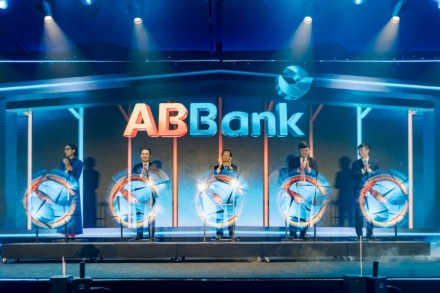 ABBank ra mắt nhận diện thương hiệu mới, tái định vị 