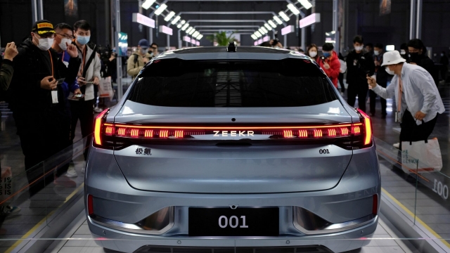 Các nhà sản xuất ô tô tính hướng phát triển bền vững, linh hoạt hơn