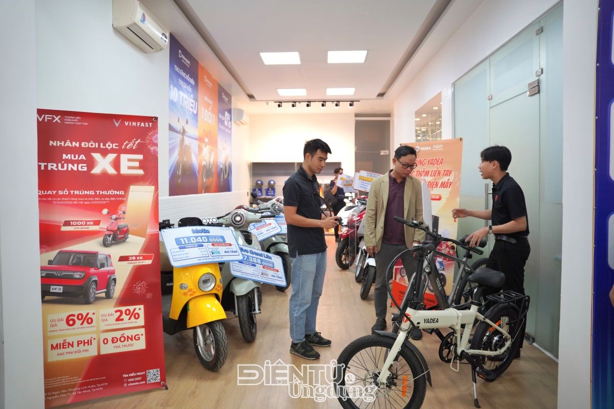 Di Động Việt khai trương trung tâm mua sắm công nghệ mới