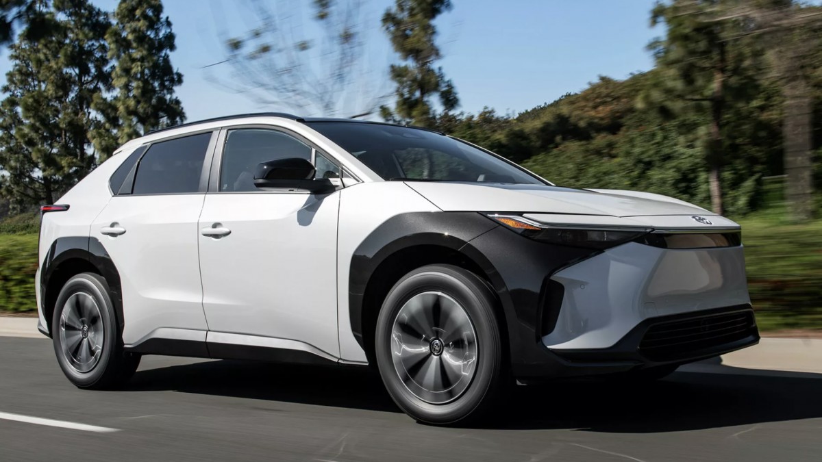 Xe Toyota sức mua tăng trở lại, bán vượt xe Hàn, Mỹ