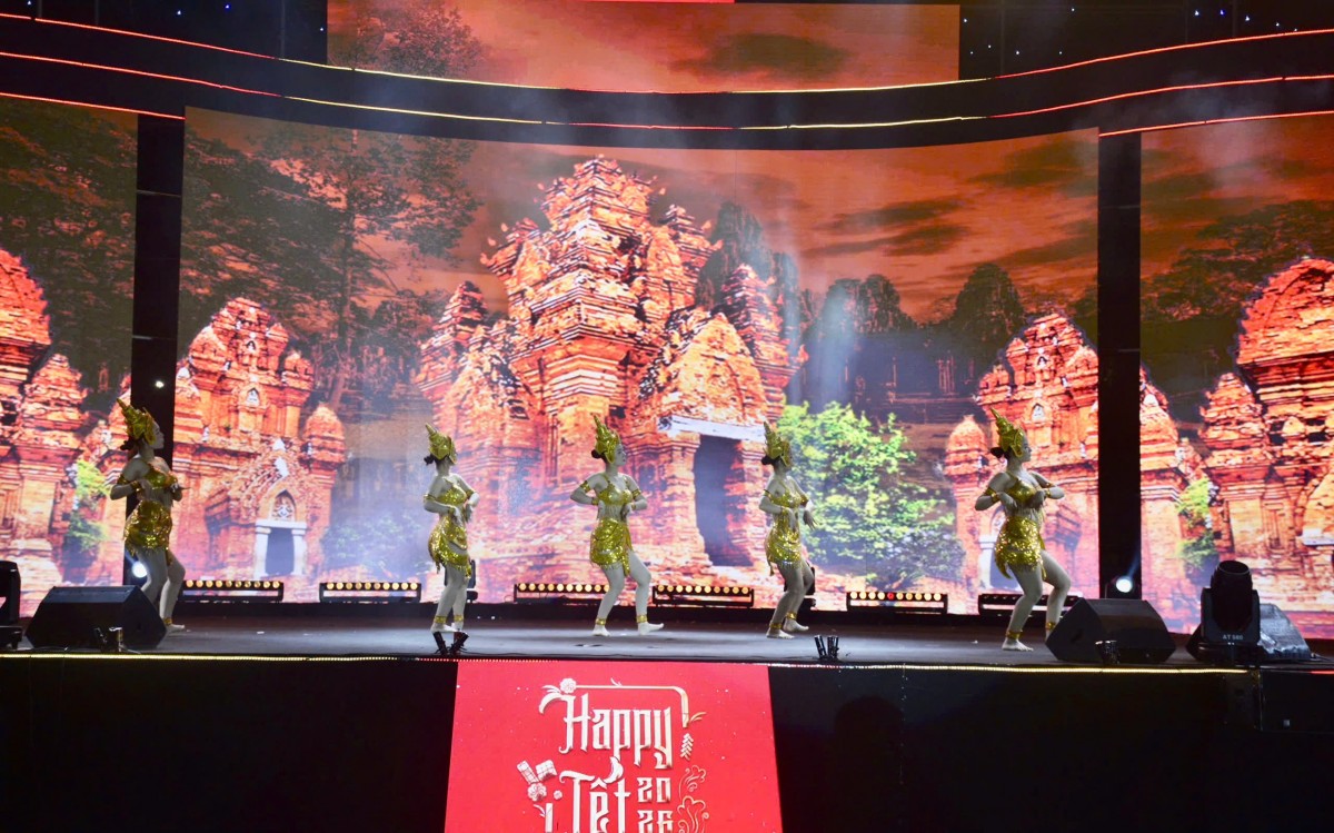 Đà Nẵng chạm về nguyên bản