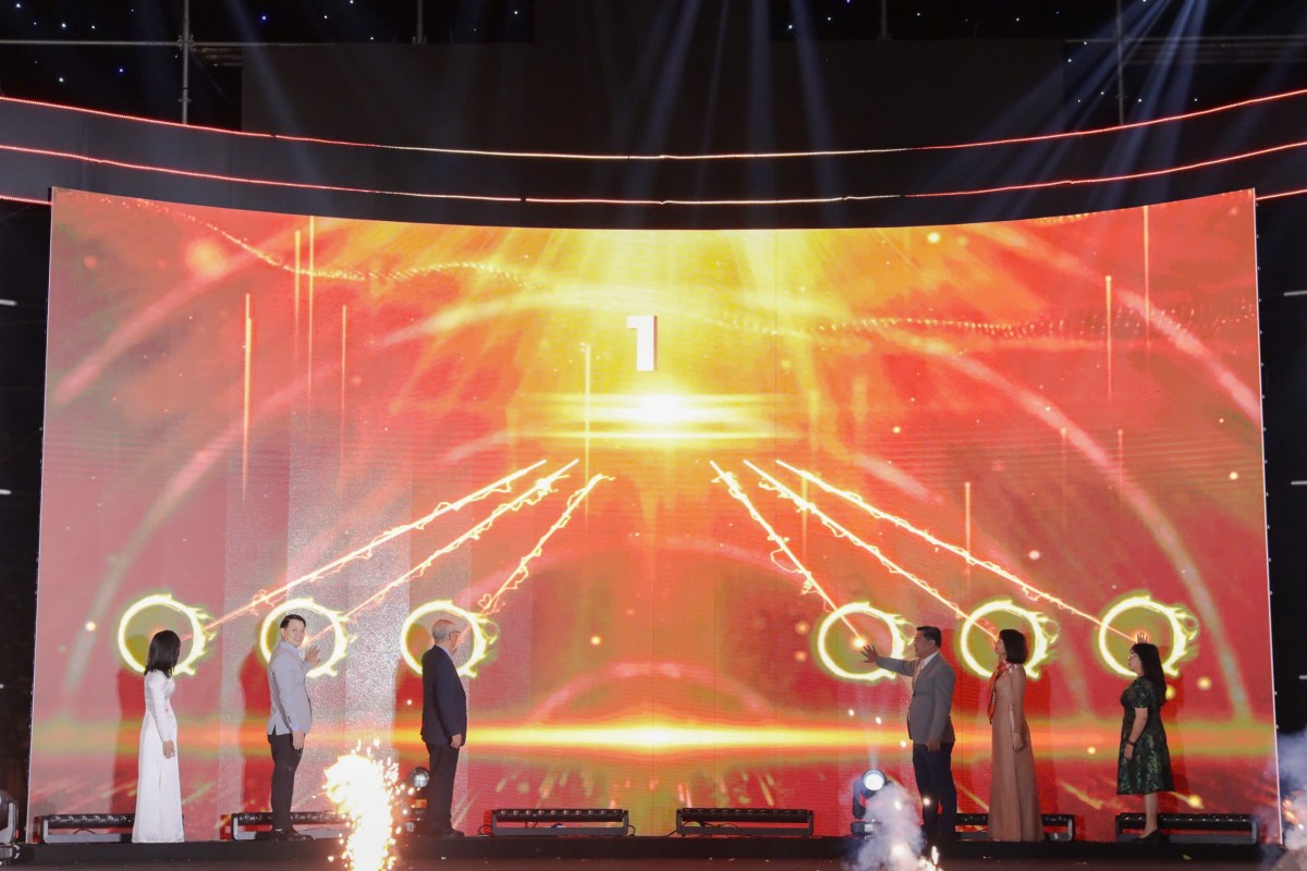 Đà Nẵng chạm về nguyên bản