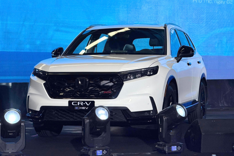 Chính sách thuế mới tác động như thế nào đến giá xe hybrid Việt Nam từ 2026?