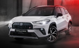 Toyota Corolla Cross HEV GR Sport 2026: Thiết kế thể thao, giá 980 triệu đồng