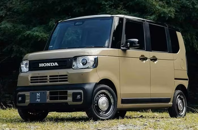 Honda N-Van 2026 giữ nguyên kiểu dáng vuông vức đặc trưng. Nguồn ảnh: Honda