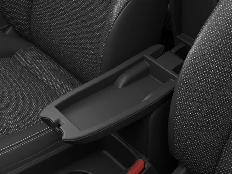 Bệ tỳ tay hàng ghế trước của Toyota Yaris và Toyota Yaris Cross Bệ tỳ tay hàng ghế trước của Toyota Yaris và Toyota Yaris Cross