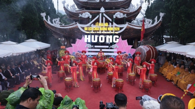 Hội chùa Hương 2026 số hóa toàn diện: Camera AI, vé QR, quản lý lễ hội thông minh