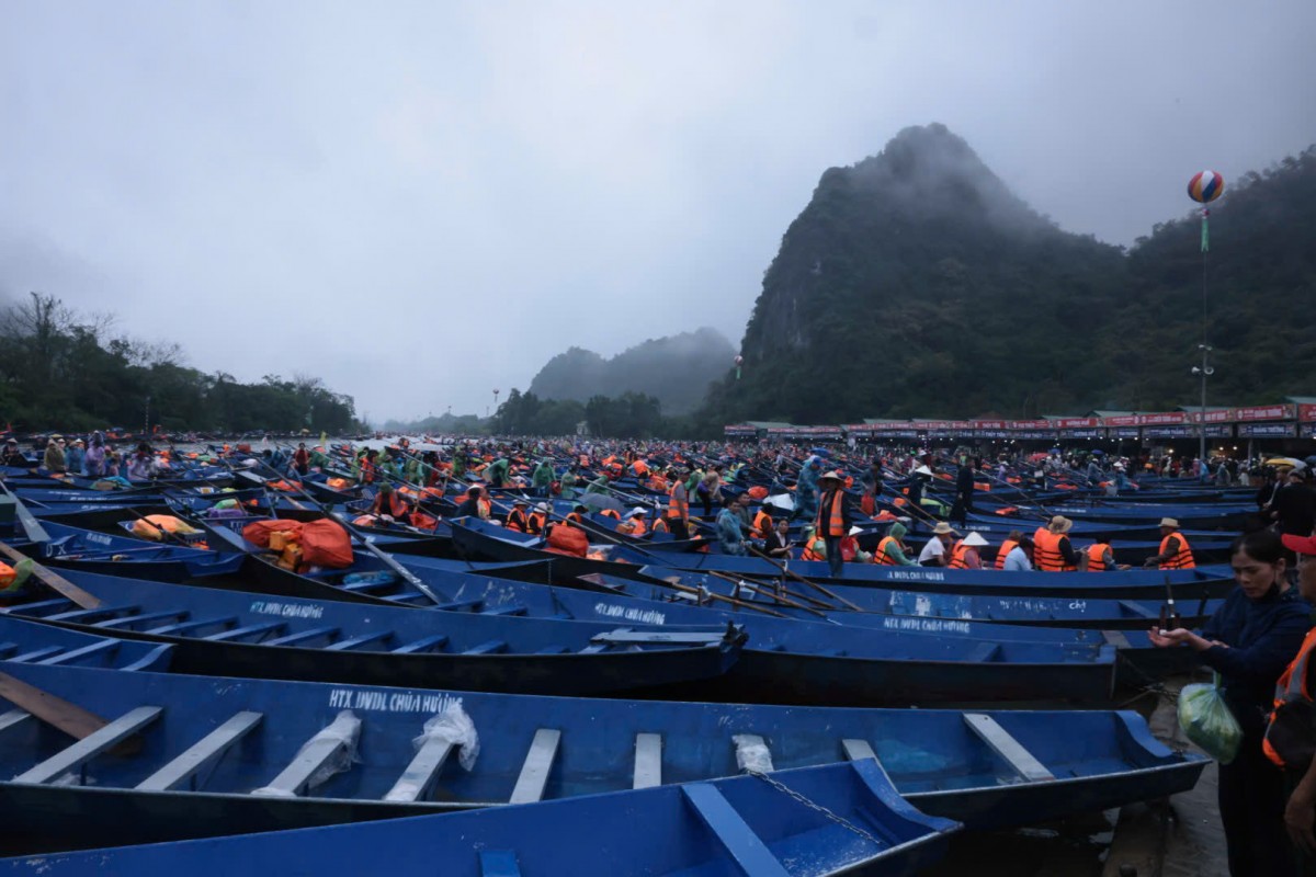 Hội chùa Hương 2026 số hóa toàn diện: Camera AI, vé QR, quản lý lễ hội thông minh