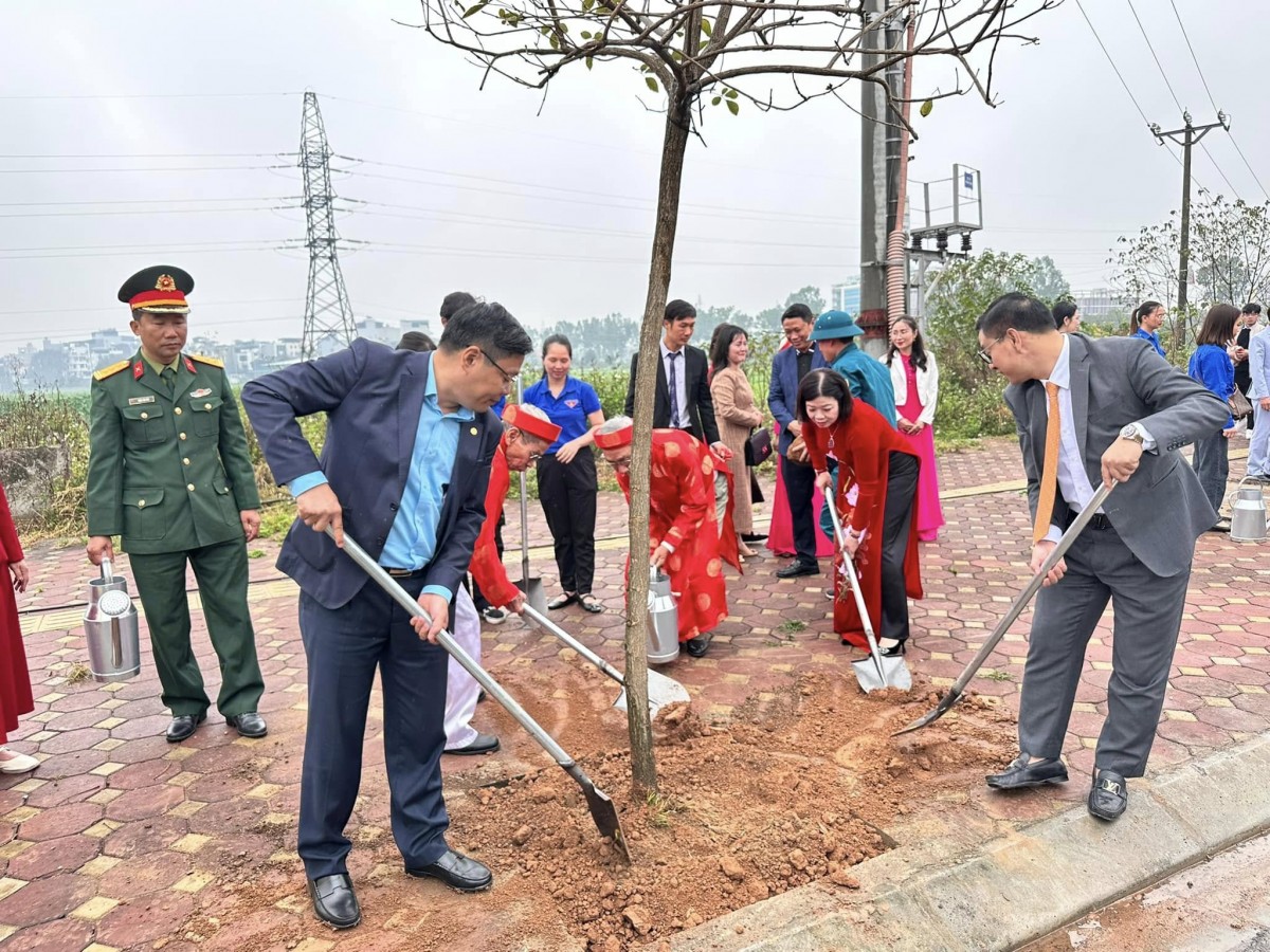 Xã Đại Thanh phát động Tết trồng cây Xuân Bính Ngọ 2026, khởi công tuyến đường liên xã hơn 336 tỷ đồng