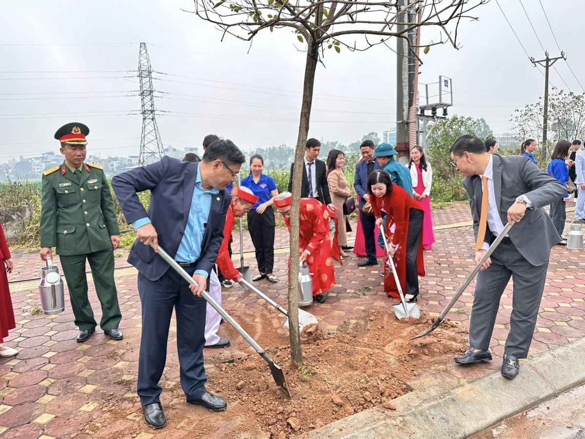 Xã Đại Thanh phát động Tết trồng cây Xuân Bính Ngọ 2026, khởi công tuyến đường liên xã hơn 336 tỷ đồng
