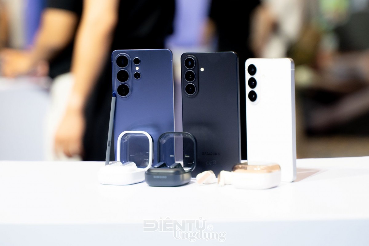 Đặt sớm Galaxy S26 series tại CellphoneS nhận ưu đãi đến 8 triệu đồng Đặt sớm Galaxy S26 series tại CellphoneS nhận ưu đãi đến 8 triệu đồng