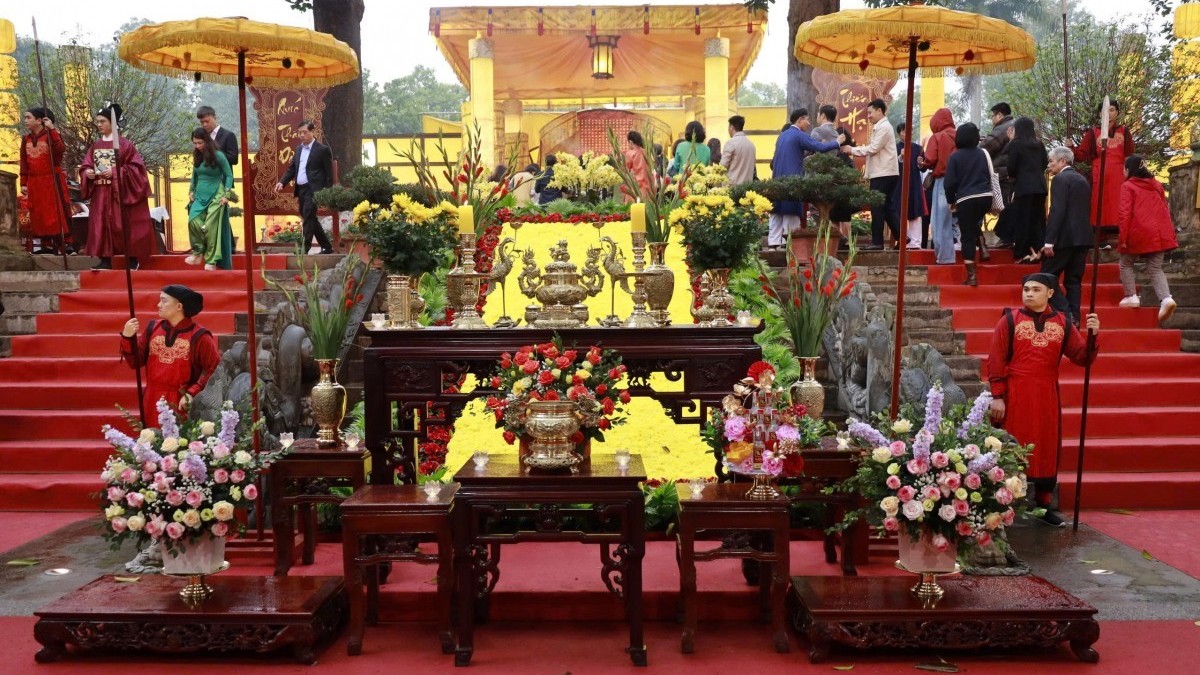 Khai Xuân Bính Ngọ: Tái hiện không gian nghi lễ cung đình trang nghiêm giữa lòng Thủ đô