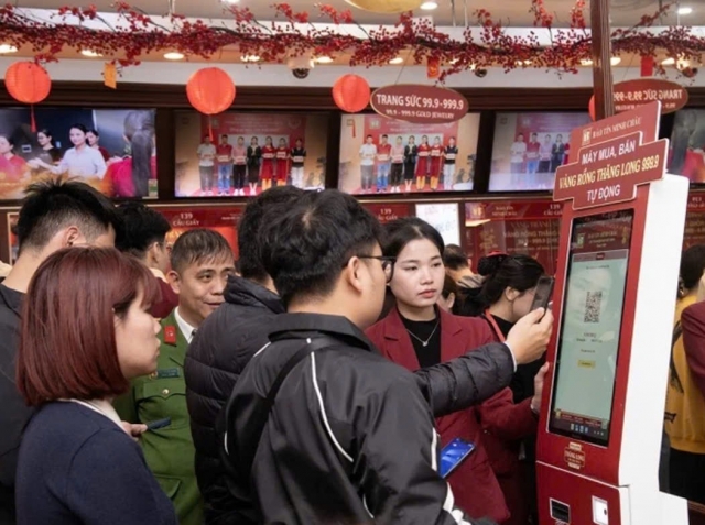 Bảo Tín Minh Châu ra mắt máy bán vàng tự động, thúc đẩy chuyển đổi số thị trường vàng