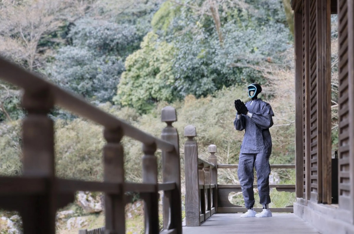 “Nhà sư Robot” Buddharoid biết cầu nguyện, đọc kinh và lắng nghe nỗi lòng con người “Nhà sư Robot” Buddharoid biết cầu nguyện, đọc kinh và lắng nghe nỗi lòng con người