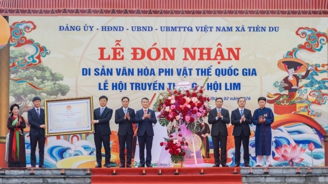 Bắc Ninh đón nhận danh hiệu Di sản văn hóa phi vật thể quốc gia đối với Lễ hội truyền thống - Hội Lim