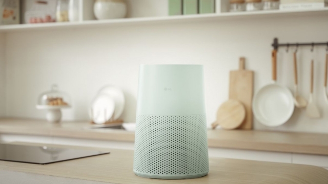 LG ra mắt giải pháp lọc khí siêu nhỏ gọn mới PuriCare AeroMini