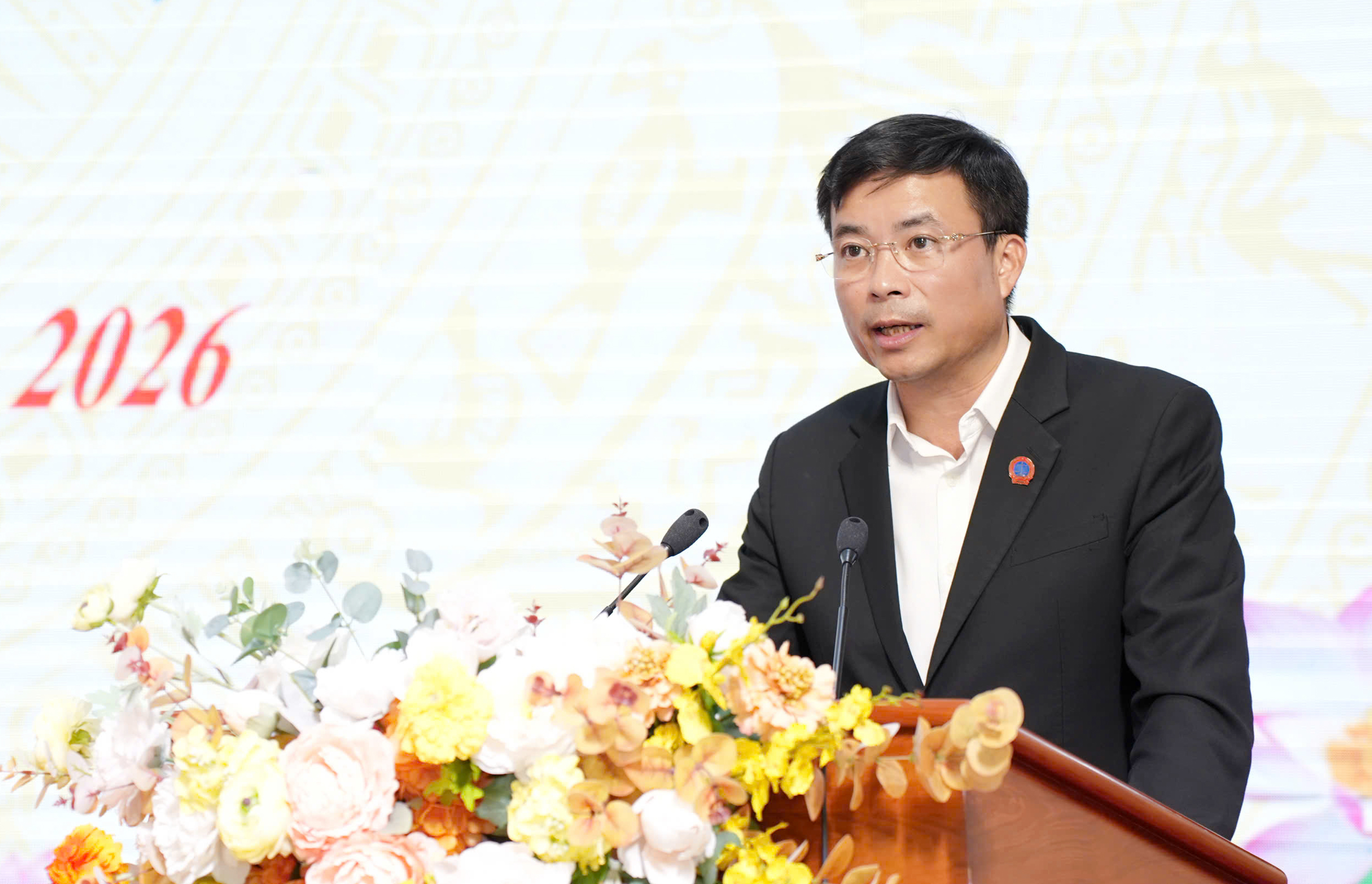 Chủ tịch HĐND Thành phố Phùng Thị Hồng Hà và các ứng cử viên đại biểu Quốc hội tiếp xúc cử tri, vận động bầu cử- Ảnh 7.